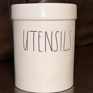 RAE DUNN Magenta Artisan White Kitchen Utensils Holder/Crock “UTENSILS”